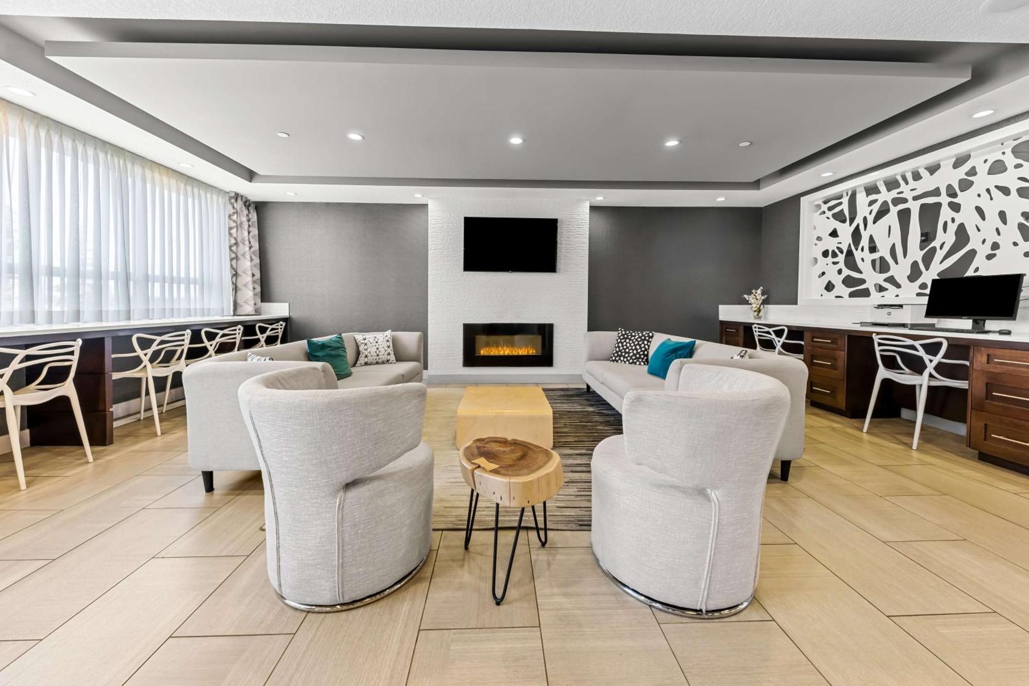 Best Western Plus Airdrie Gateway Εξωτερικό φωτογραφία