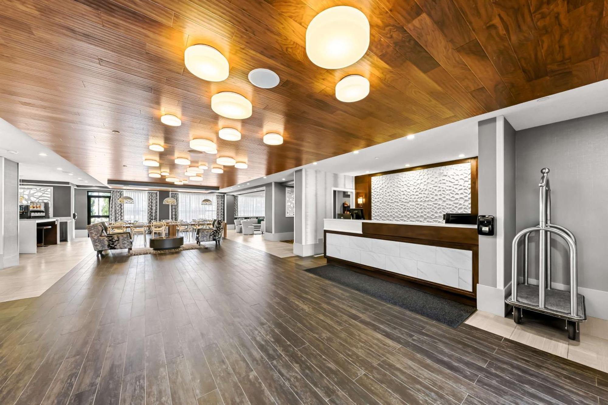 Best Western Plus Airdrie Gateway Εξωτερικό φωτογραφία