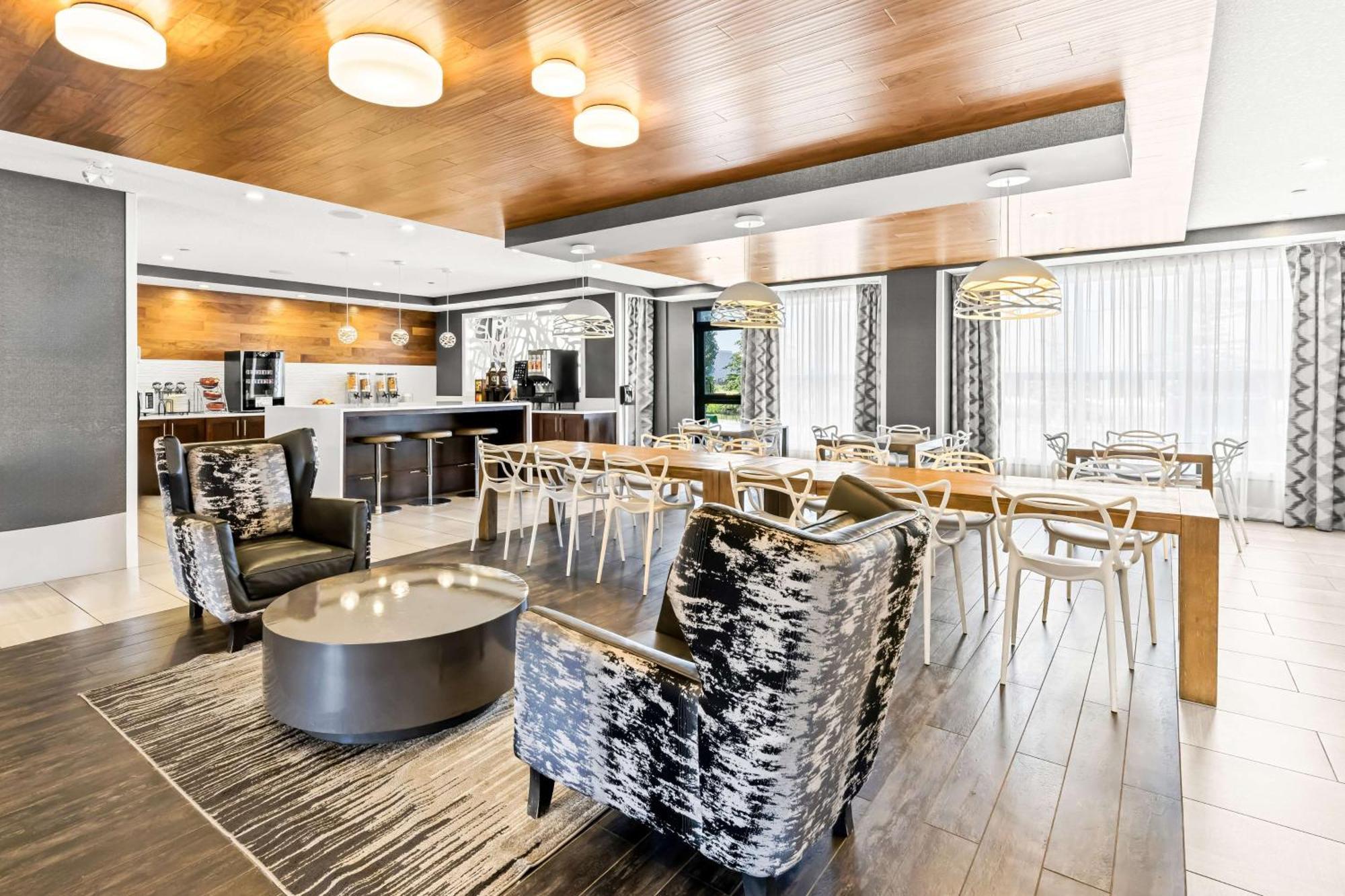 Best Western Plus Airdrie Gateway Εξωτερικό φωτογραφία
