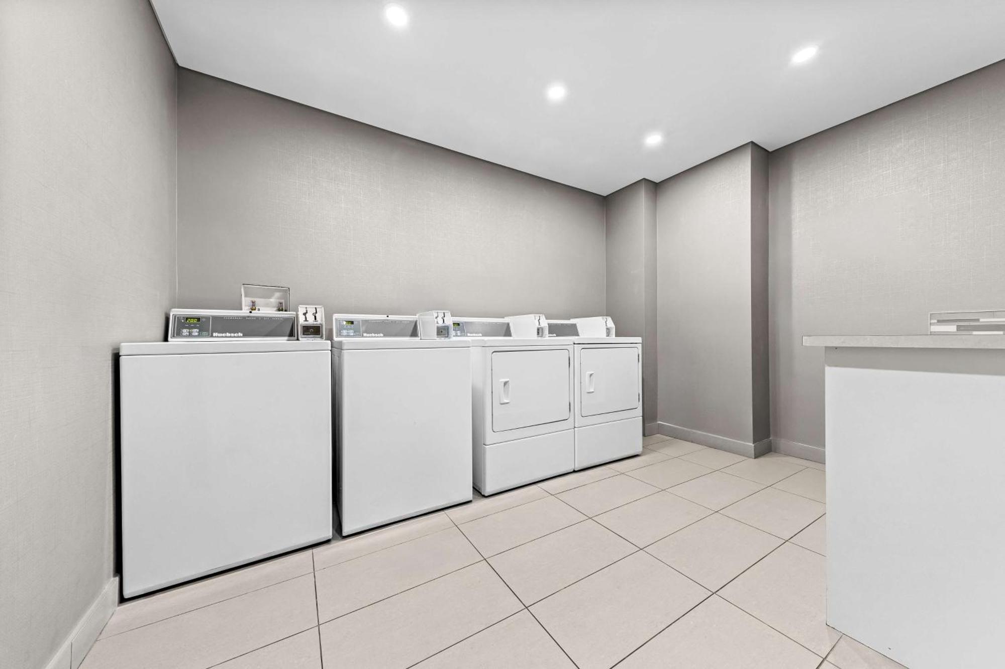 Best Western Plus Airdrie Gateway Εξωτερικό φωτογραφία