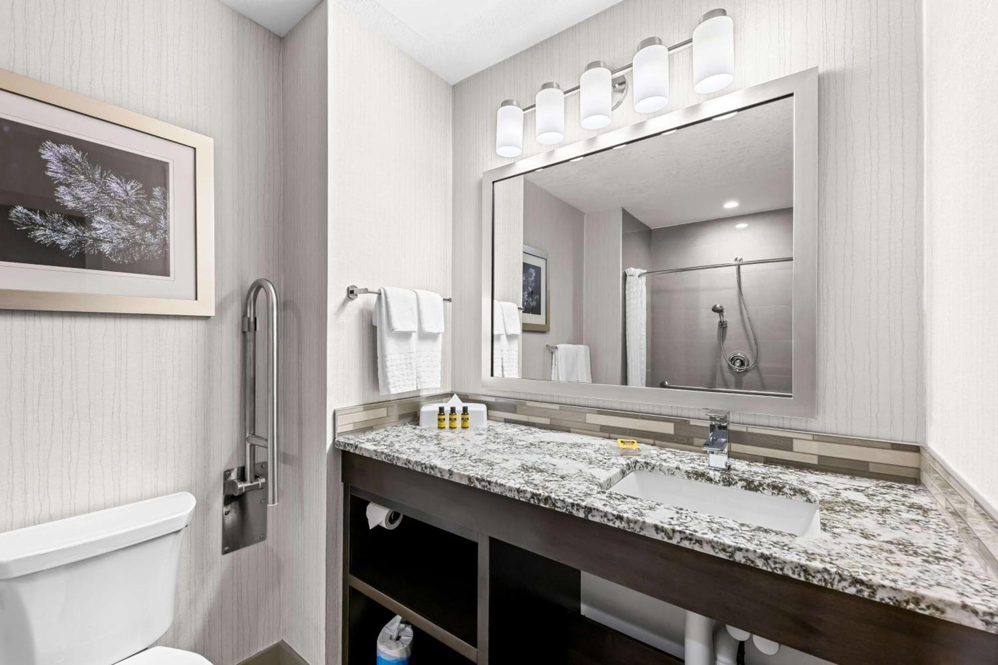 Best Western Plus Airdrie Gateway Εξωτερικό φωτογραφία